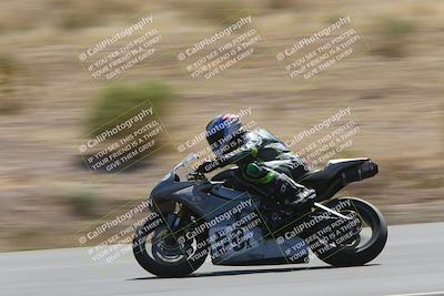 media/Apr-20-2025-AHRMA (Sun) [[393a79c373]]/Race/Group 10/Turn 4b/